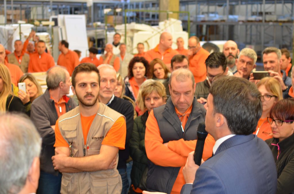 Matteo Renzi in visita presso lo stabilimento di Thiene di Estel Group