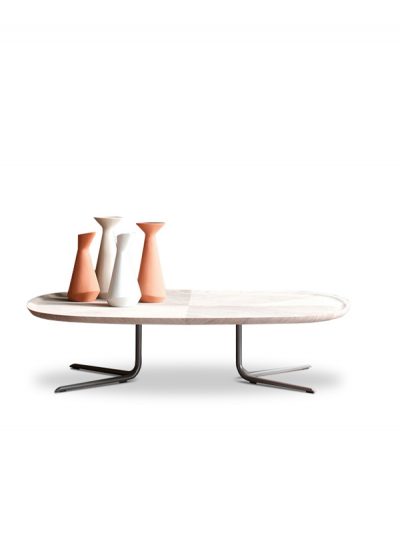Embrasse - coffee table